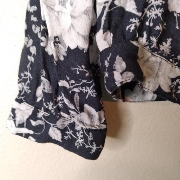Lucky Brand Floral 3/4 Sleeve Wrap Blouse Side Tie - Picture 5 of 11